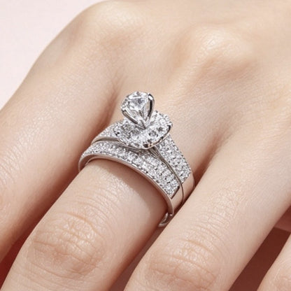 Fashionable Light Luxury Fully Diamond-Encrusted Platinum-Plated Womens Ring