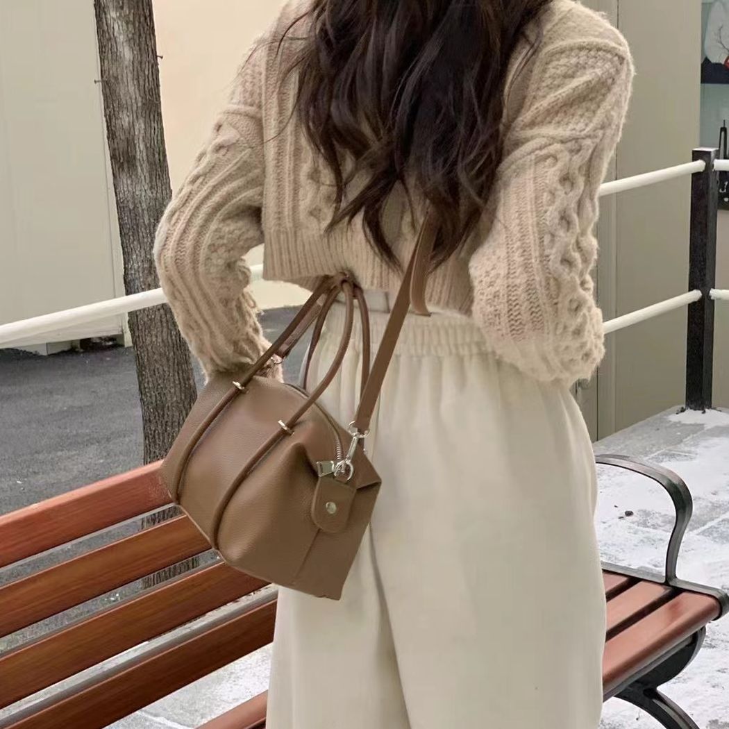 Elegant Lychee-Grain Bowling Bag For Women Retro And Versatile