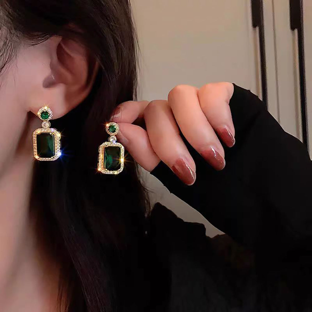 Designer-style, Niche, Light-luxury Square Stud Earrings In Emerald Vintage Green